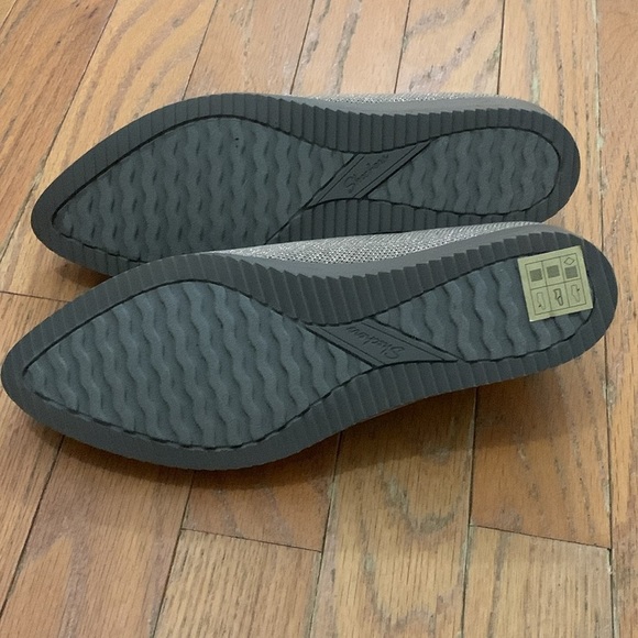 Women’s Skechers Cleo’s Memory Foam Brown Glittery Flats Size 6 NWT, No Box - Picture 6 of 8